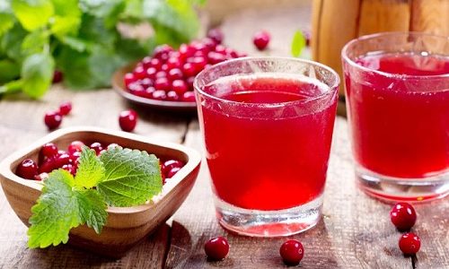 Клюквенный морс снимает интенсивность воспалительного процесса и болевых ощущений при цистите